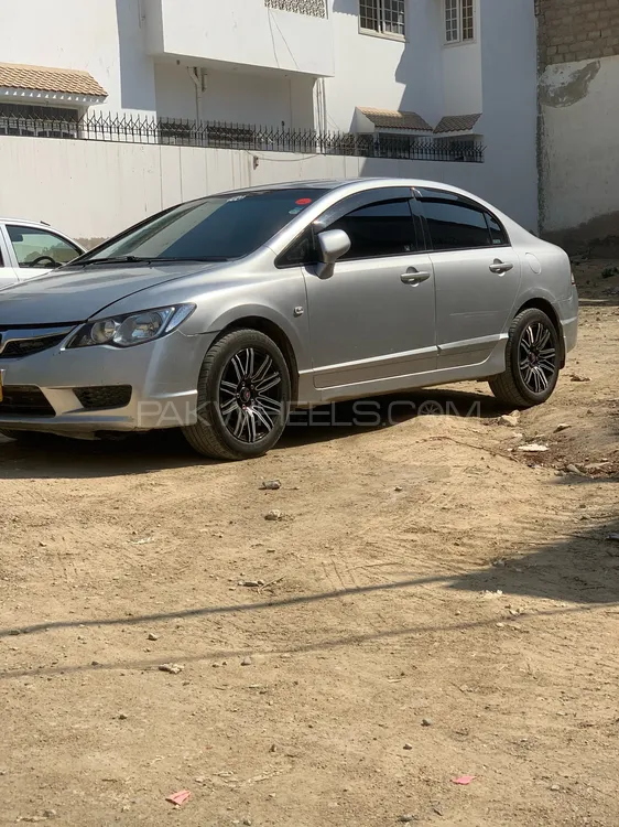 Honda Civic 2010 for Sale in Karachi Image-1