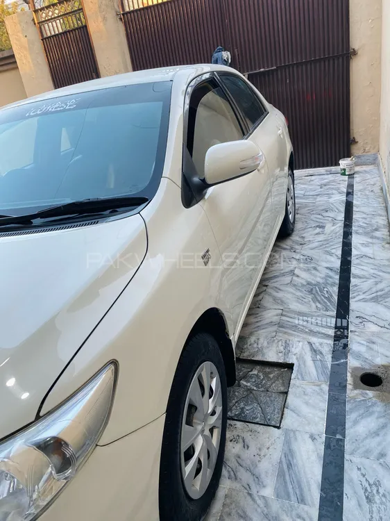 Toyota Corolla 2011 for Sale in Nowshera Image-1