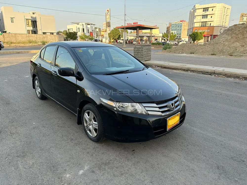 Honda City 2013 for Sale in Karachi Image-1