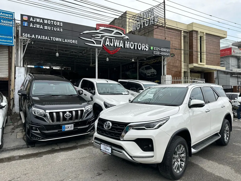 Toyota Fortuner 2021 for Sale in Lahore Image-1