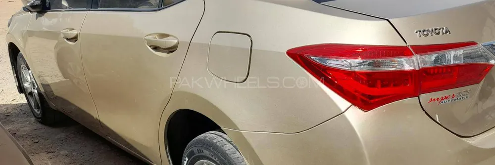 Toyota Corolla 2016 for Sale in Karachi Image-1