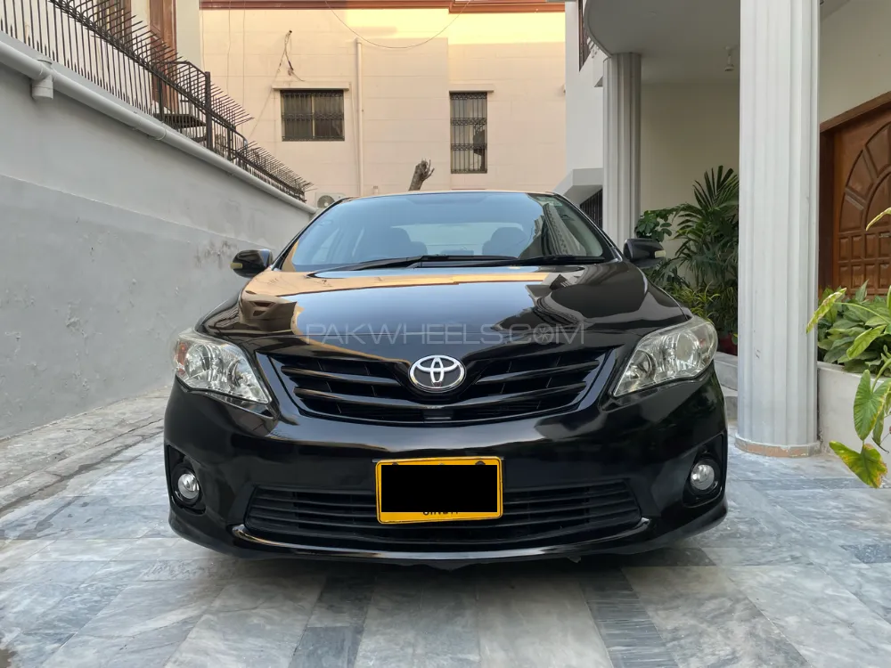 Toyota Corolla 2014 for Sale in Karachi Image-1