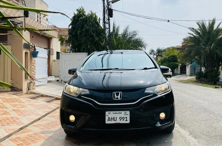 Honda Fit 2014 for Sale in Lahore Image-1