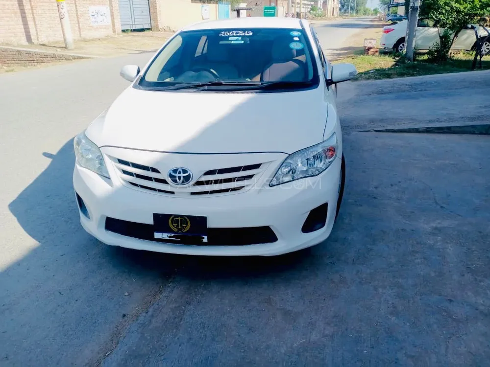 Toyota Corolla 2014 for Sale in Lahore Image-1