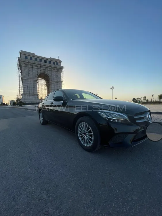 Mercedes Benz C Class 2019 for Sale in Islamabad Image-1