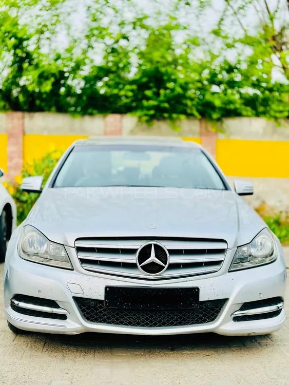 Mercedes Benz C Class 2011 for Sale in Sargodha Image-1