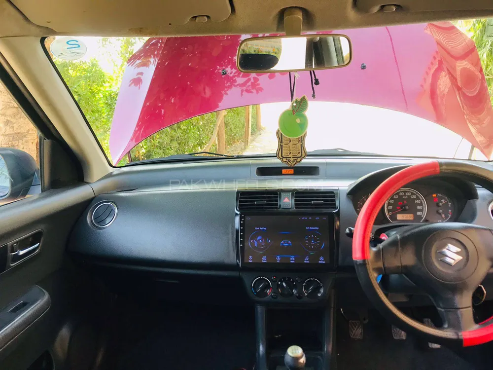 Suzuki Swift 2011 for Sale in Karachi Image-1