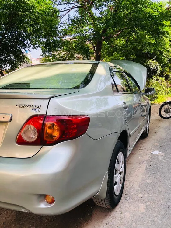 Toyota Corolla 2010 for Sale in Lahore Image-1