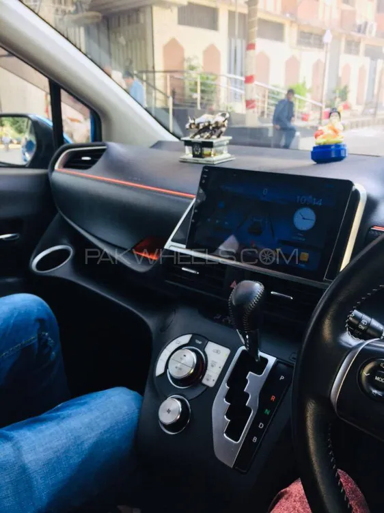 Toyota Sienta 2016 for Sale in Karachi Image-1