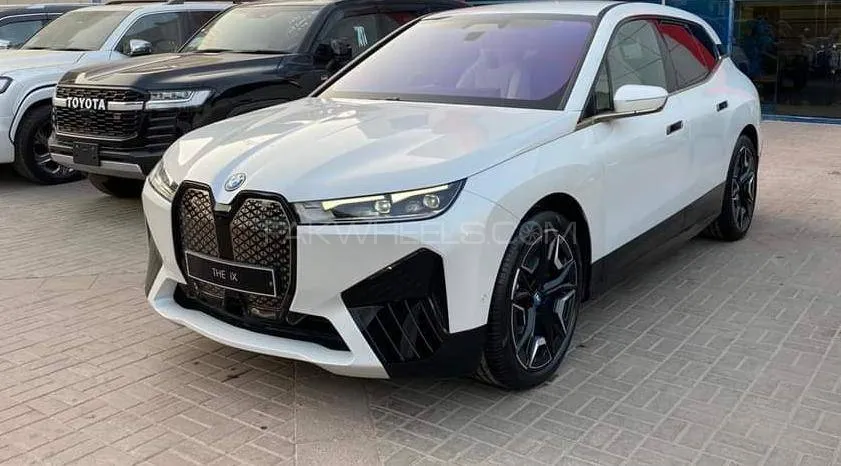 BMW iX 2022 for Sale in Karachi Image-1