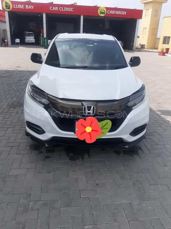 Honda Vezel 2018 for Sale in Sargodha Image-1