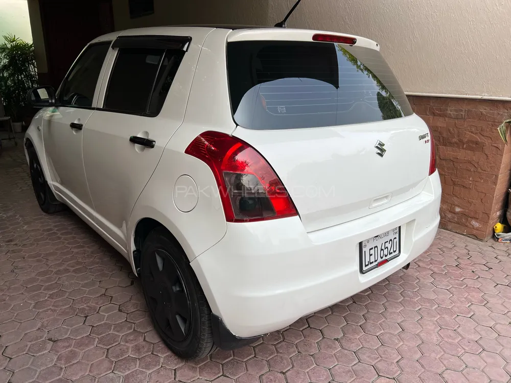 Suzuki Swift 2012 for Sale in Lahore Image-1