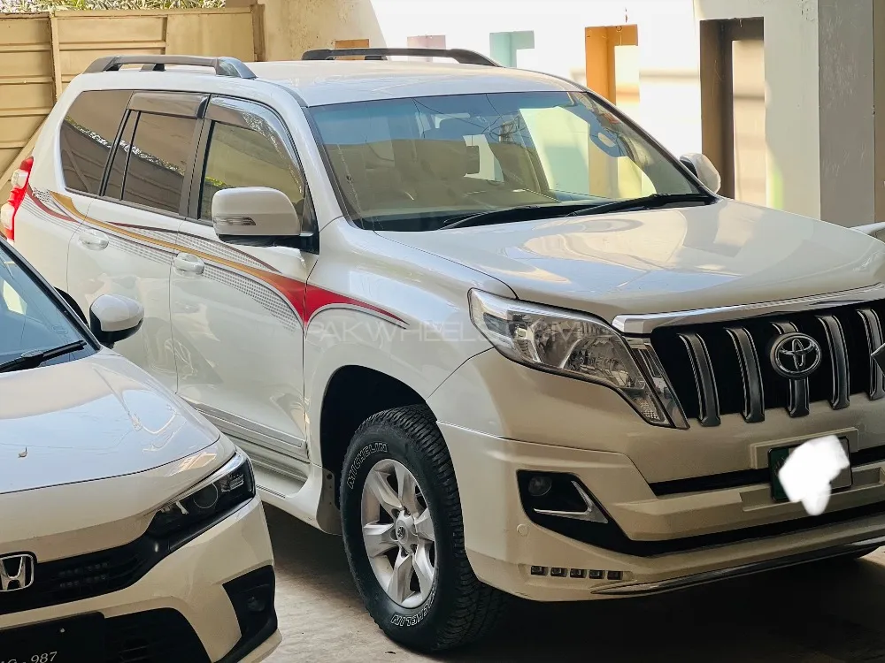 Toyota Prado 2010 for Sale in Bahawalpur Image-1