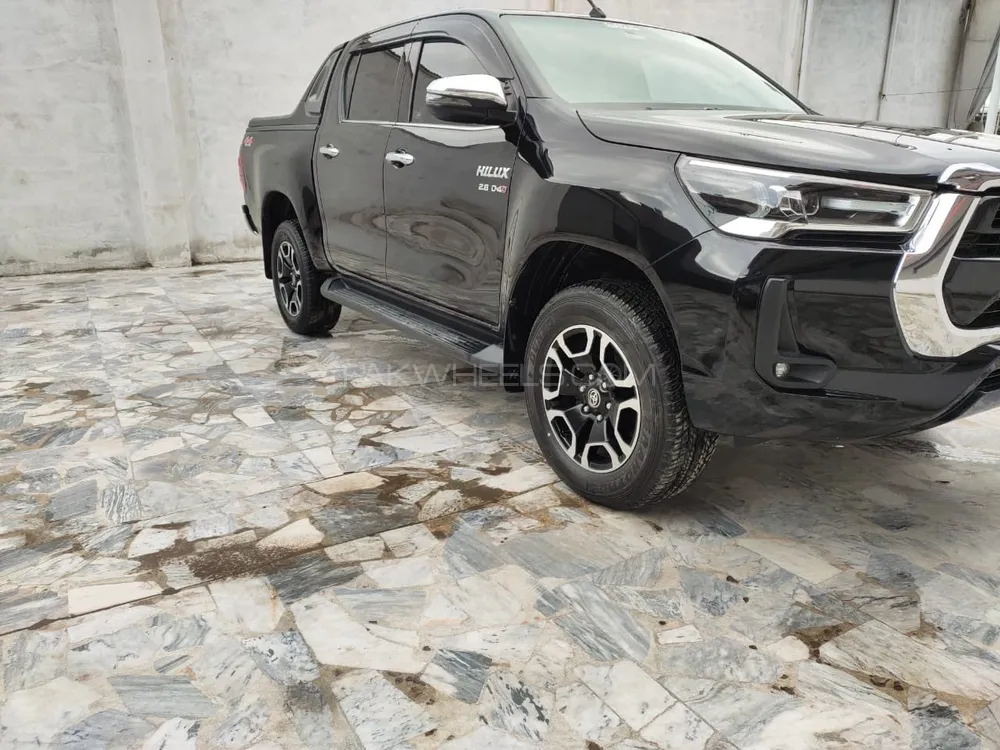 Toyota Hilux 2021 for Sale in Islamabad Image-1