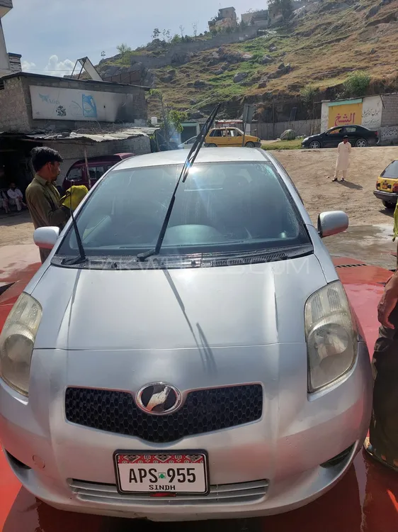 Toyota Vitz 2005 for Sale in Mansehra Image-1