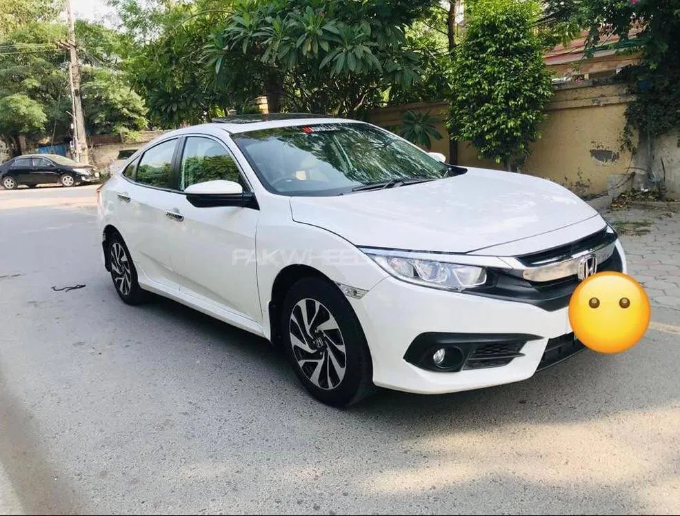 Honda Civic 2018 for Sale in Lahore Image-1