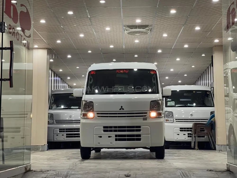 Mitsubishi Minicab 2017 for Sale in Gujranwala Image-1
