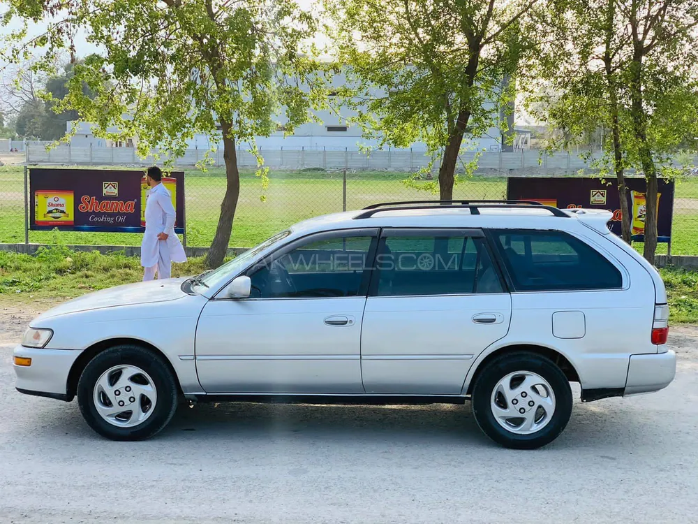 Toyota Corolla 1999 for Sale in Nowshera Image-1