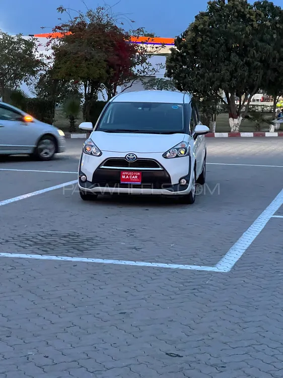 Toyota Sienta 2016 for Sale in Abbottabad Image-1