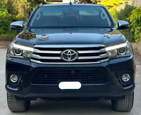 Toyota Hilux Revo V Automatic 2.8 2021 for Sale