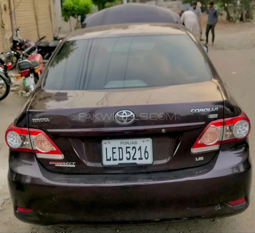 Toyota Corolla 2012 for Sale in Faisalabad Image-1