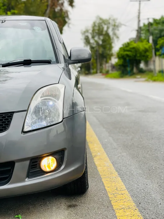 Suzuki Swift 2012 for Sale in Mardan Image-1