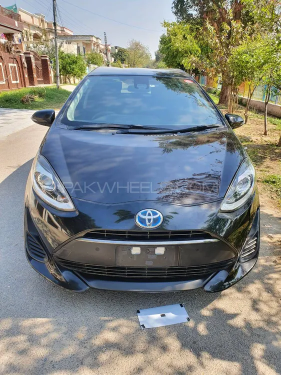 Toyota Aqua 2019 for Sale in Kharian Image-1