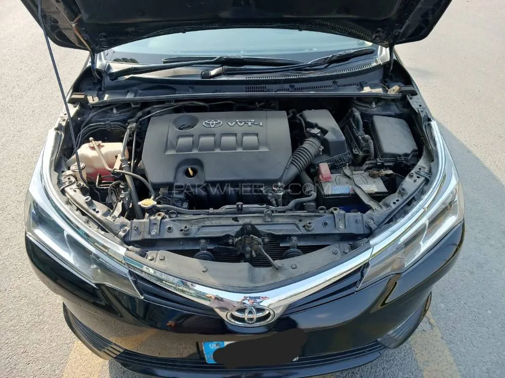 Toyota Corolla 2020 for Sale in Lahore Image-1