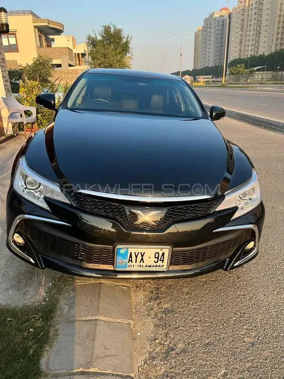 Toyota Mark X 2012 for Sale in Karachi Image-1