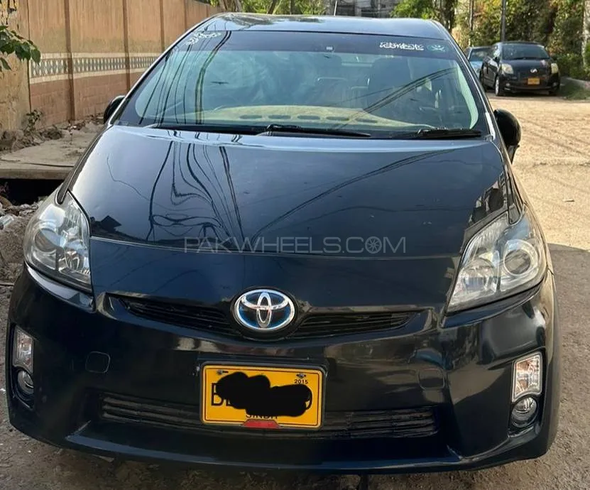 Toyota Prius 2011 for Sale in Karachi Image-1