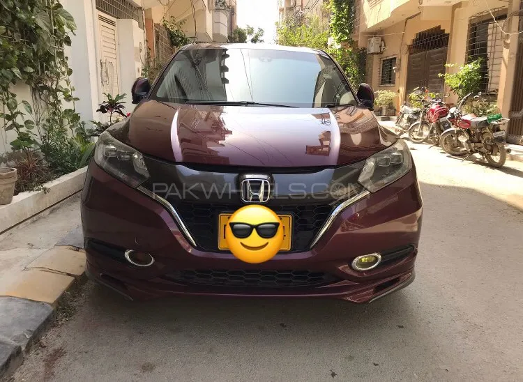 Honda Vezel 2014 for Sale in Karachi Image-1