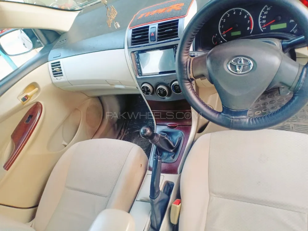 Toyota Corolla 2012 for Sale in Multan Image-1