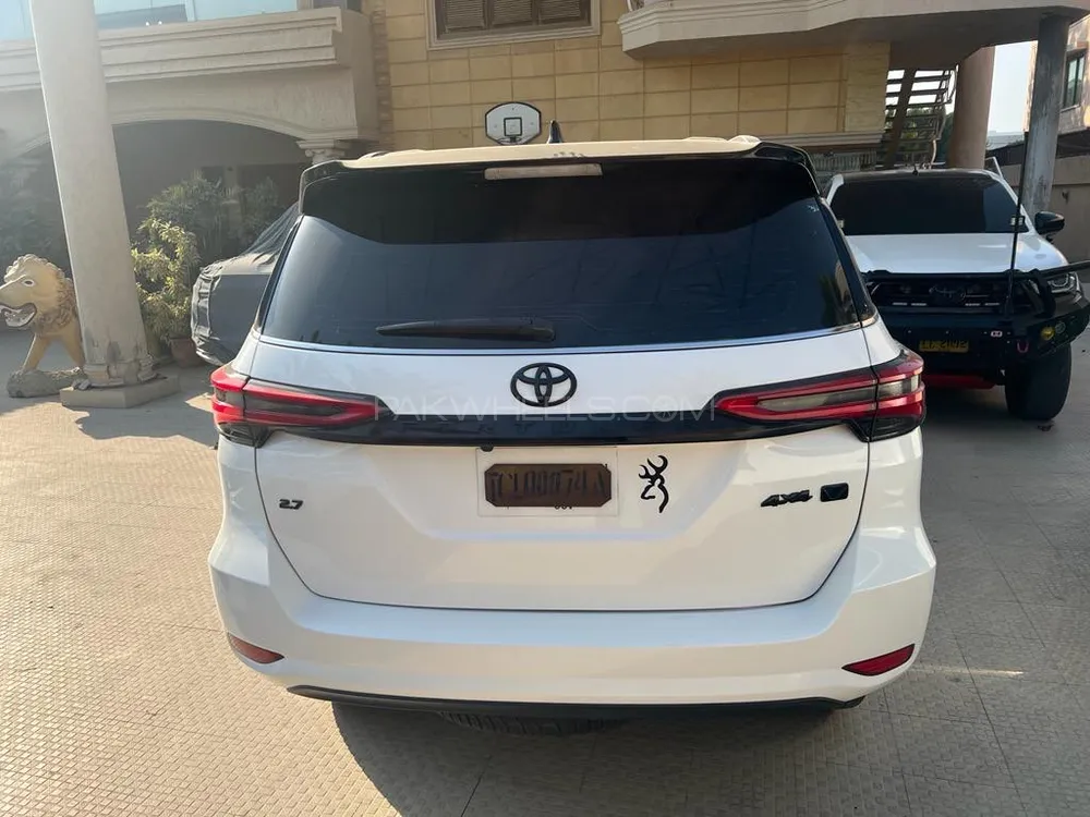 ٹویوٹا فورچیونر 2021 for Sale in کراچی Image-1