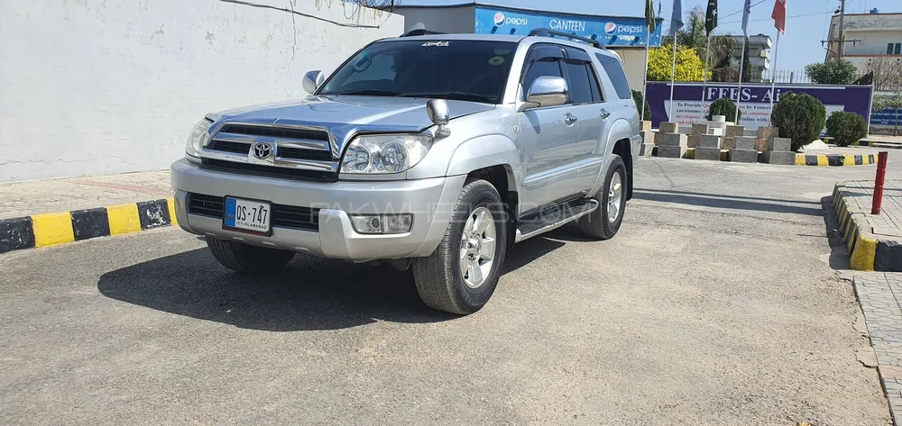 Toyota Surf 2004 for Sale in Lahore Image-1