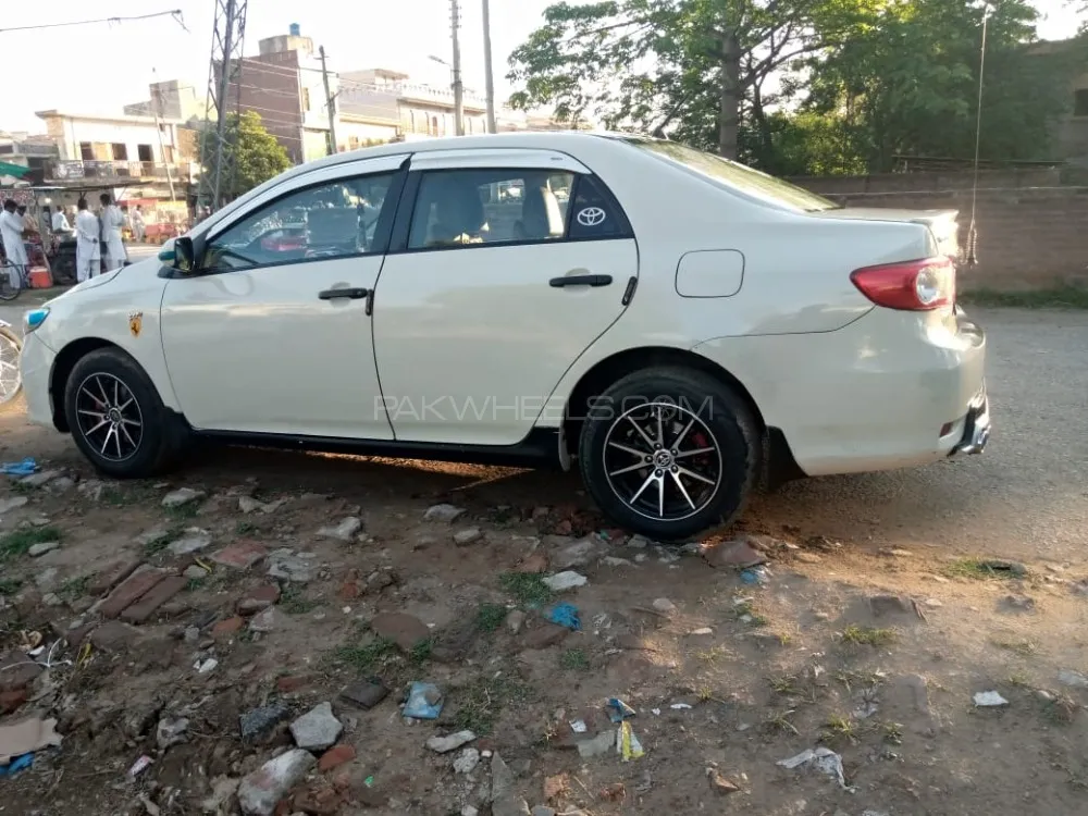 Toyota Corolla 2013 for Sale in Jhelum Image-1