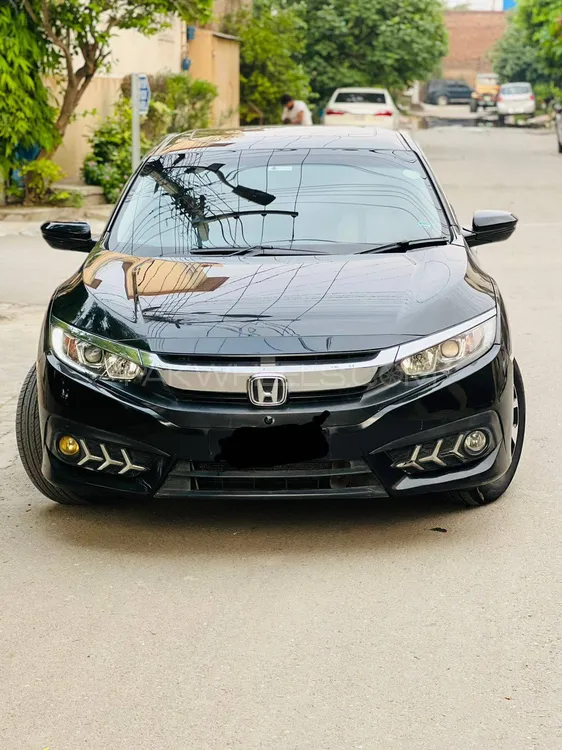 Honda Civic 2017 for Sale in Lahore Image-1