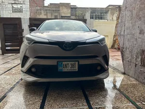 Toyota C-HR S-LED 2018 for Sale