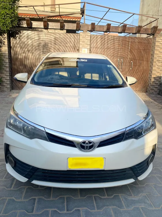 Toyota Corolla 2017 for Sale in Karachi Image-1