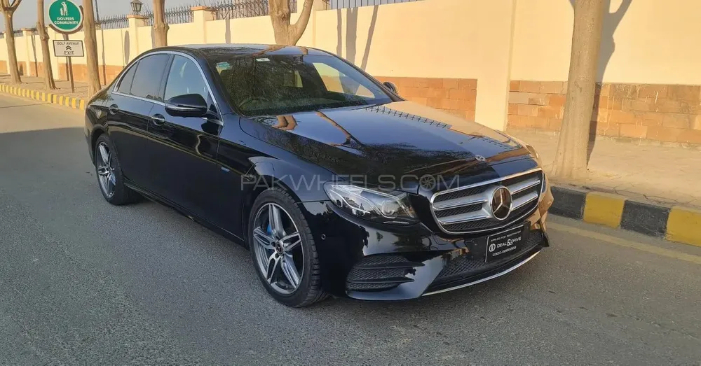 Mercedes Benz E Class 2017 for Sale in Lahore Image-1