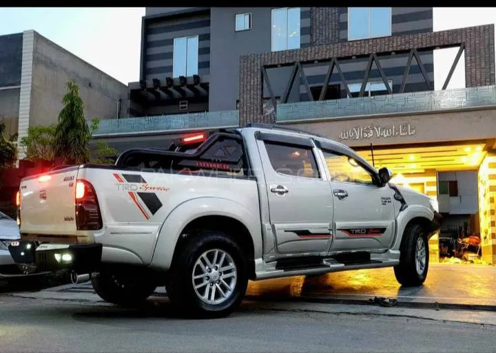 Toyota Hilux 2012 for Sale in Rawalpindi Image-1