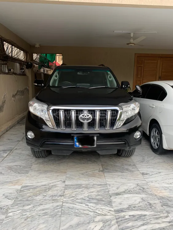 Toyota Prado 2011 for Sale in Islamabad Image-1