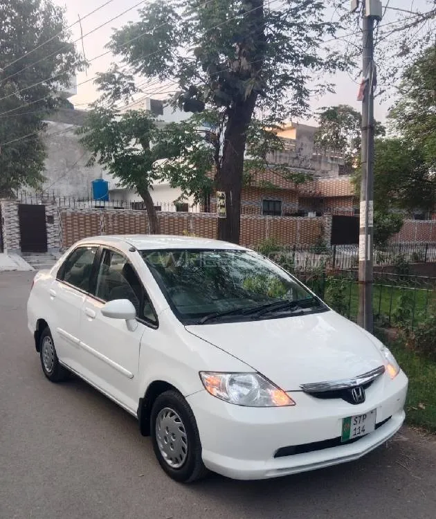 Honda City 2004 for Sale in Lahore Image-1