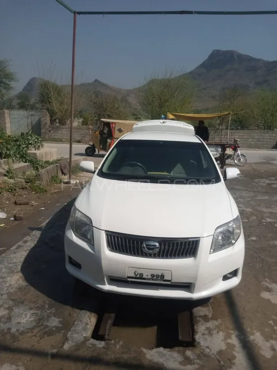 Toyota Corolla Axio 2007 for Sale in Mardan Image-1