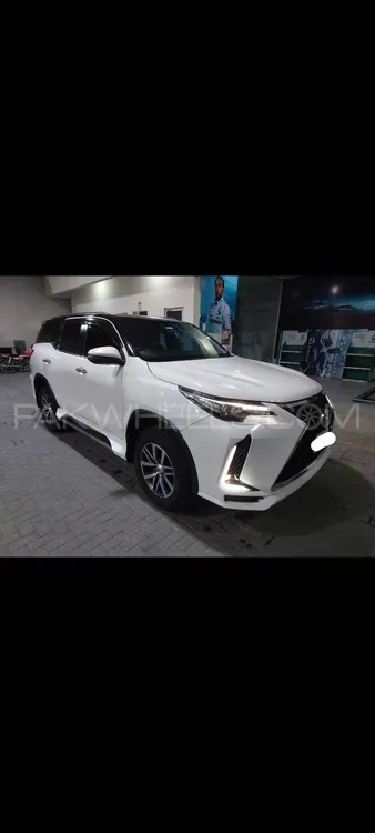 Toyota Fortuner 2019 for Sale in Lahore Image-1