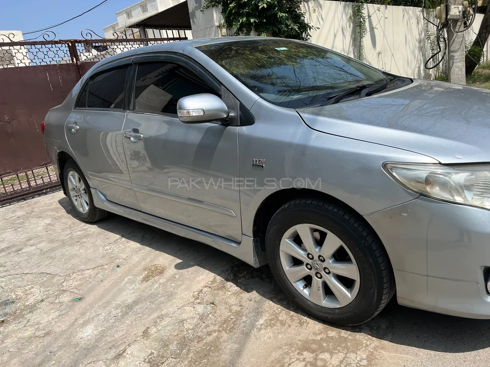 Toyota Corolla 2011 for Sale in Lahore Image-1