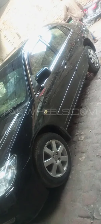 Honda Civic 2005 for Sale in Lahore Image-1