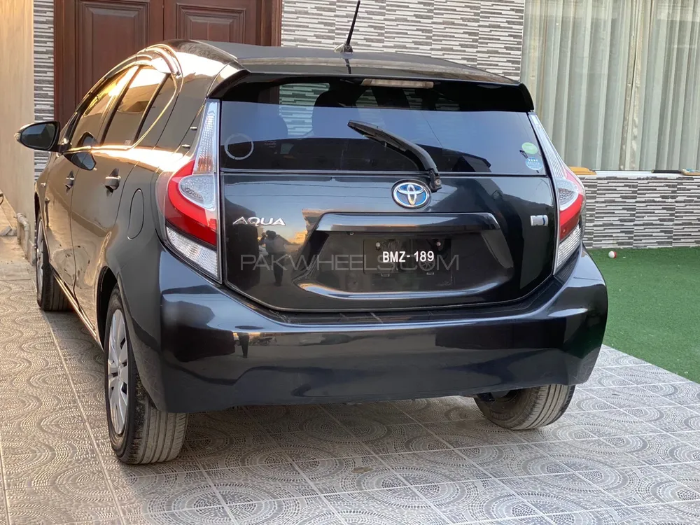 Toyota Aqua 2014 for Sale in Karachi Image-1