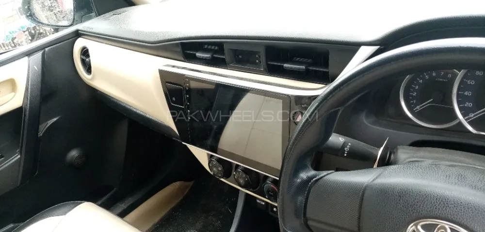 Toyota Corolla 2019 for Sale in Sialkot Image-1