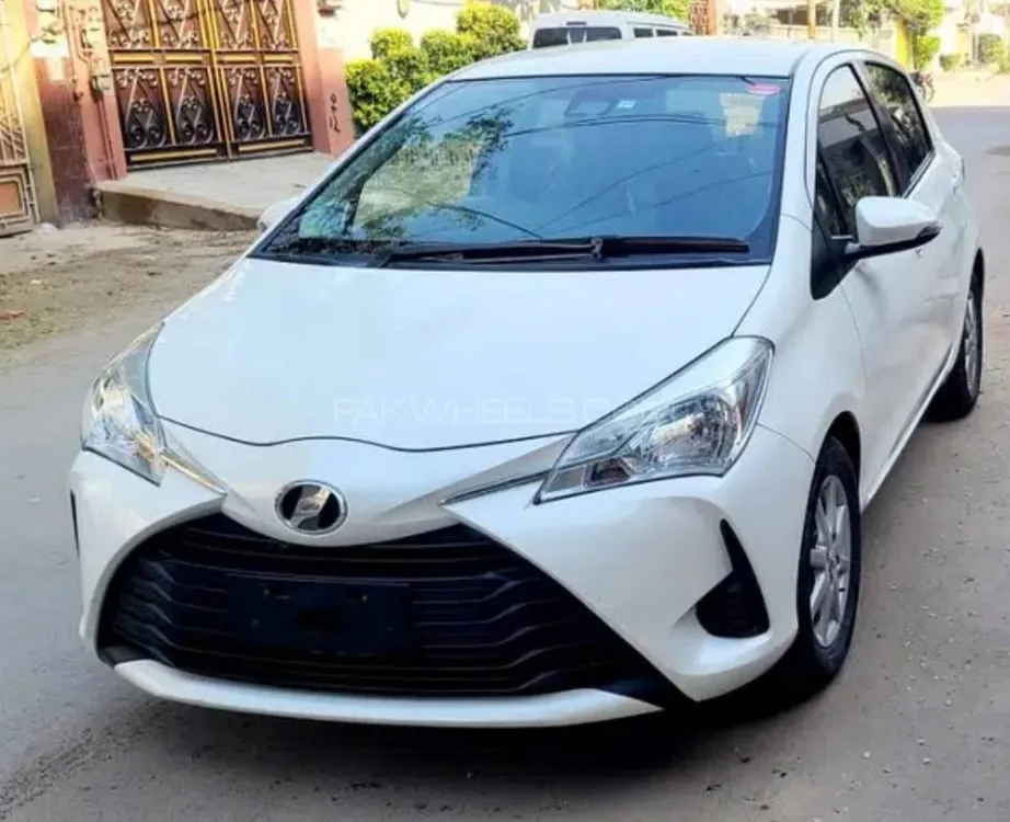 Toyota Vitz F 1.0 2019 for sale in Karachi | PakWheels