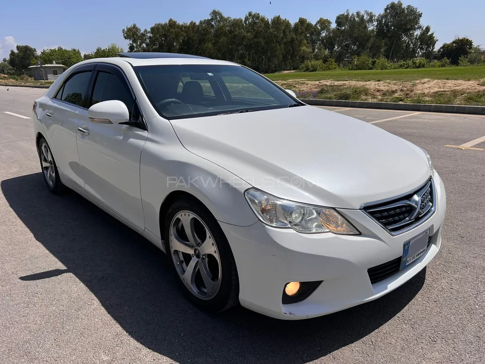 Toyota Mark X 2011 for Sale in Islamabad Image-1